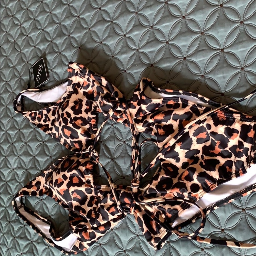 Sexy Leopard bathing suit!